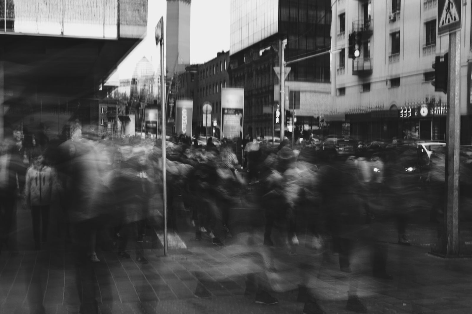Crowds leaving La Défense Arena in Paris after the show